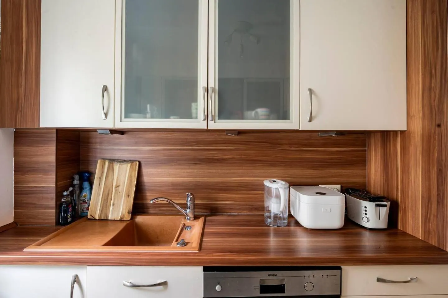 Homestay Comfortable Room In Central Location Hamburg Germany